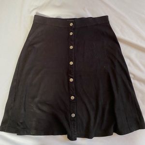 Black, L, button-down, knee-length skirt